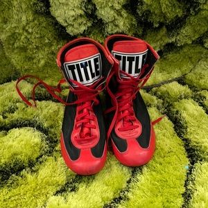 TITLE Speed-Flex Encore Mid Boxing Shoes Red/BLK